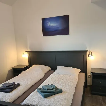 Haus Petit Chateau Semesterbostad Sehestedt (Lower-Saxony)