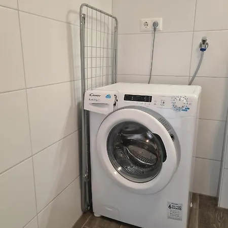 Haus Petit Chateau 度假居 *