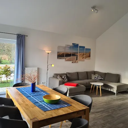 Feriehus Haus Petit Chateau *