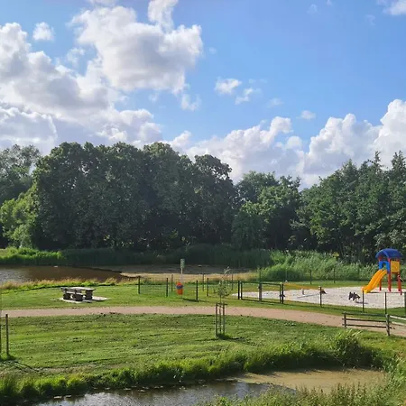 度假居 Haus Petit Chateau *