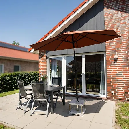 Feriehus Haus Petit Chateau *